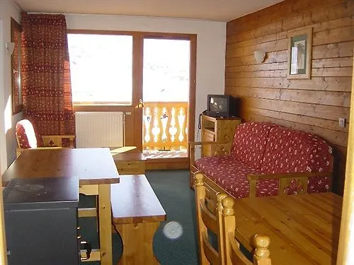 Val 2400 Aparthotel 4*