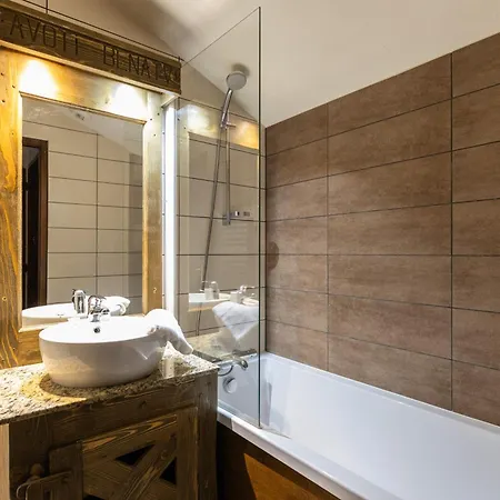 Val 2400 Hotel apartamentowy Val Thorens
