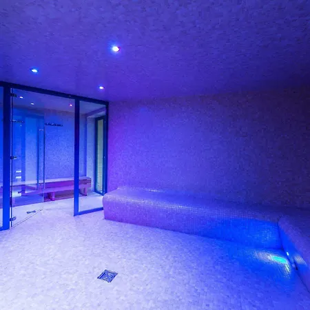 Hotel apartamentowy Val 2400 Val Thorens