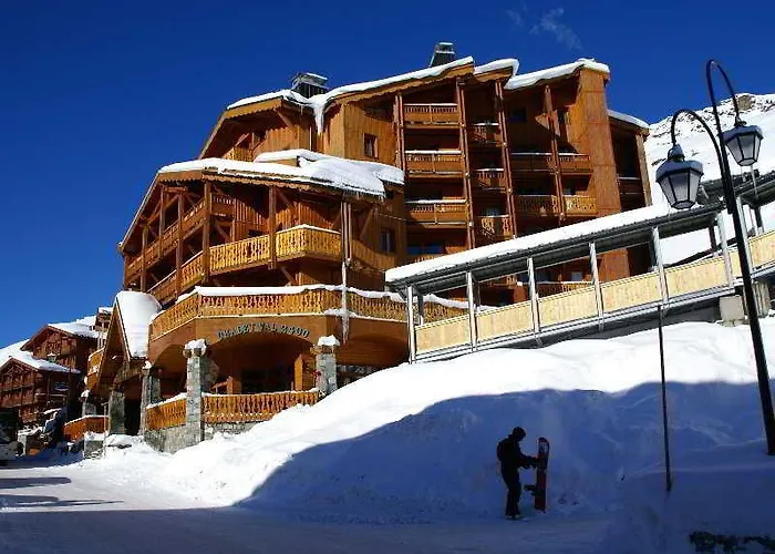 Val 2400 Aparthotel 4*